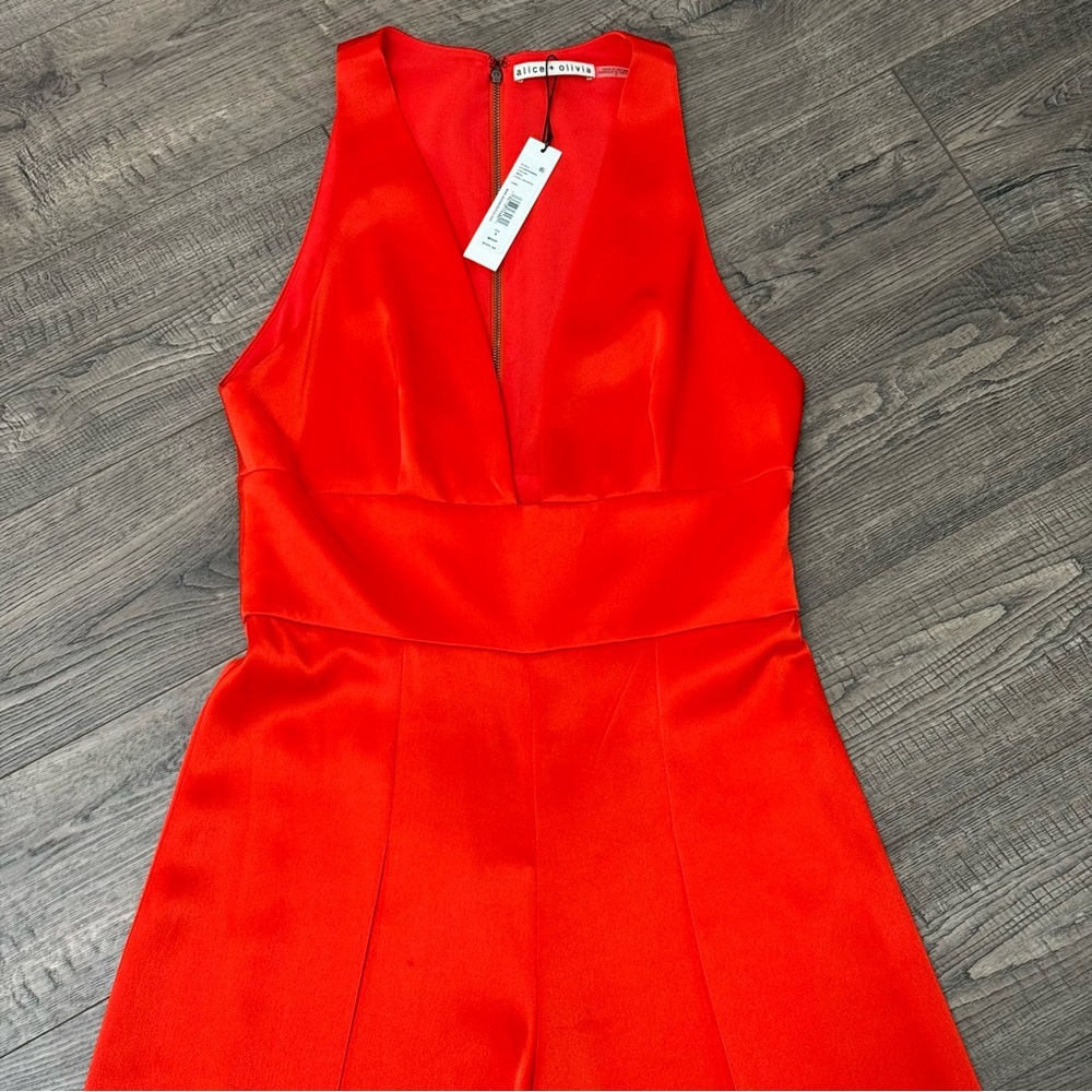 NWT!! Alice + Olivia Myrtle Deep V-Neck Wide Leg Jumpsuit  Chili Pepper Red - 8 - Picture 7 of 15